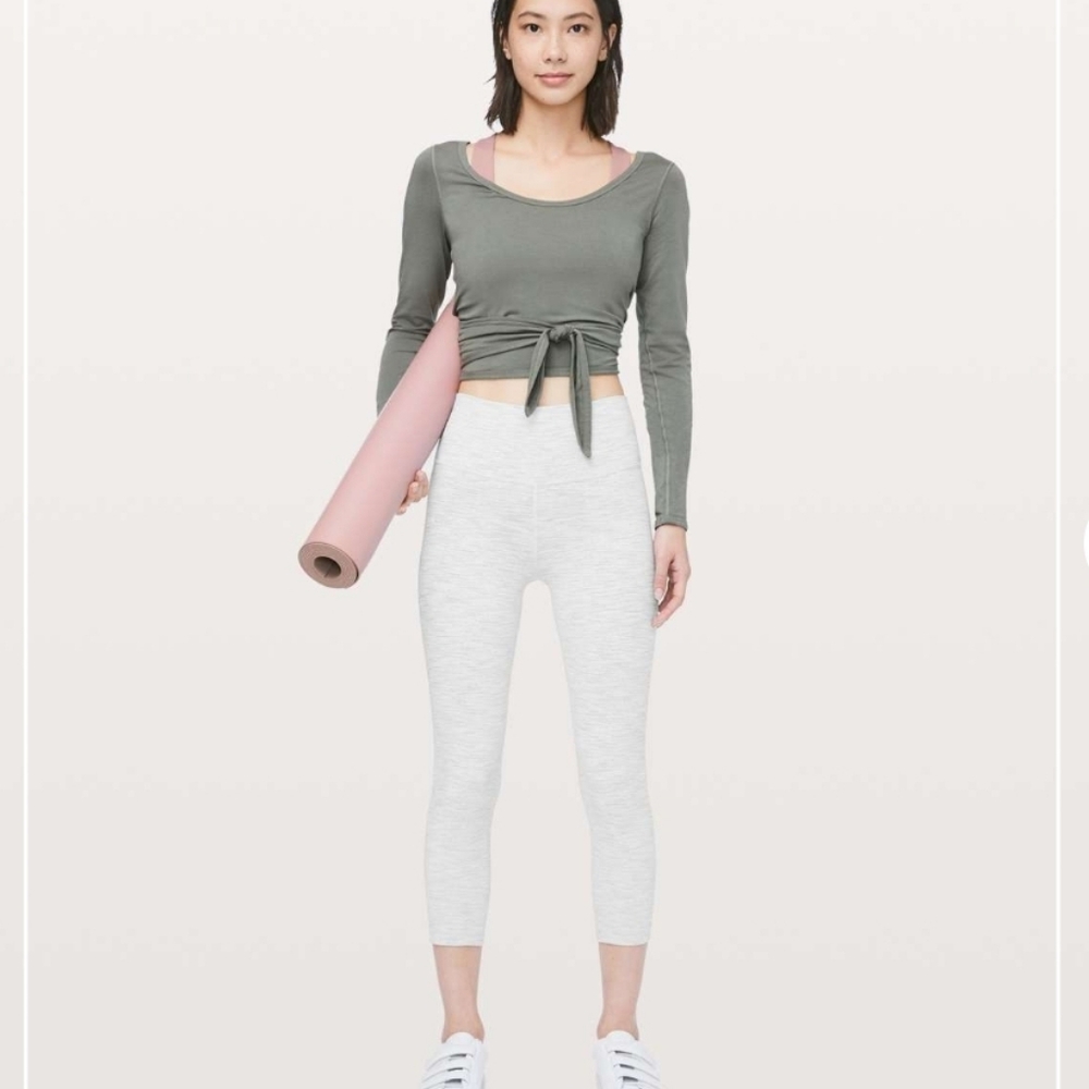 Lululemon Wunder Under Crop